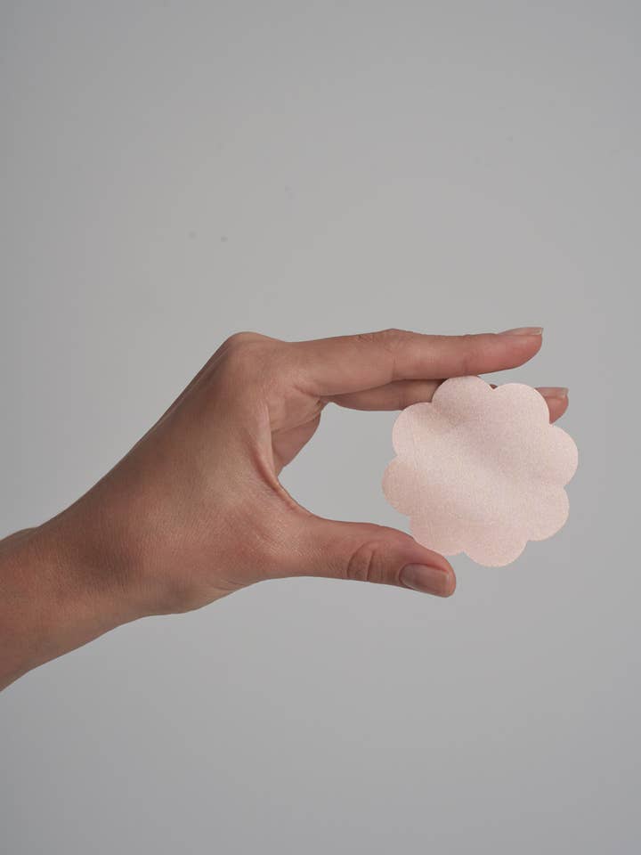 Bye Bra US - Vente Ruban/scotch cache-téton – femme - Rouleau de bande de poitrine+couvre-tétons en satin A-F+2