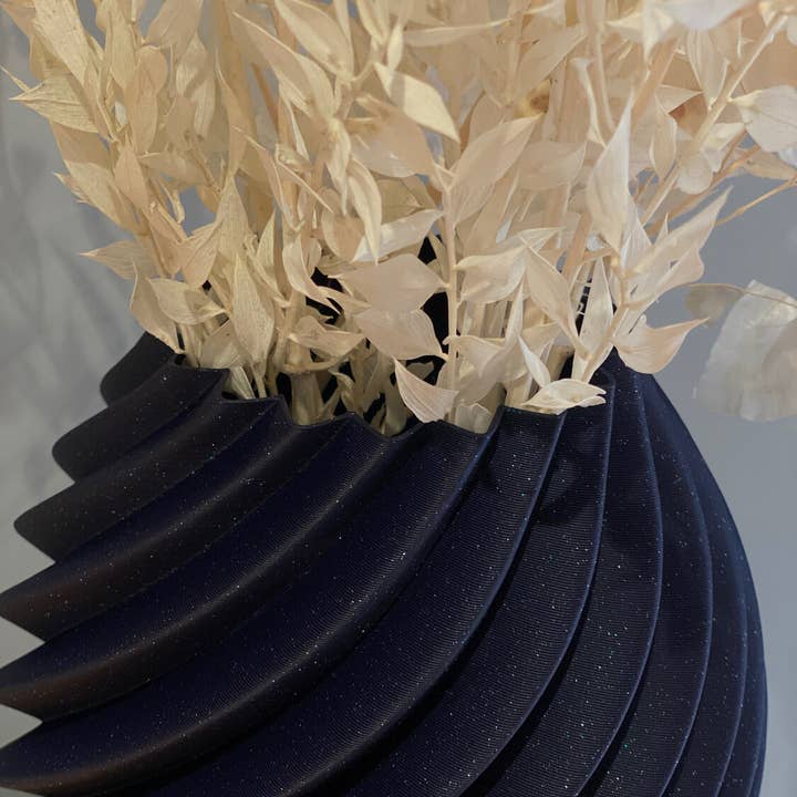 NewChapterNewHome – wholesale Vase – Swirl Vase | Home Decor | Vase | Tall Vase | gift1