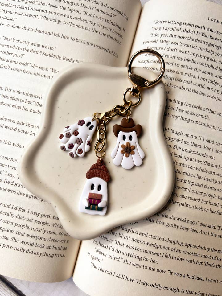 Colgante de Bolso Trio de Fantasmas Acogedores para venta al por mayor de Lua Clay Co