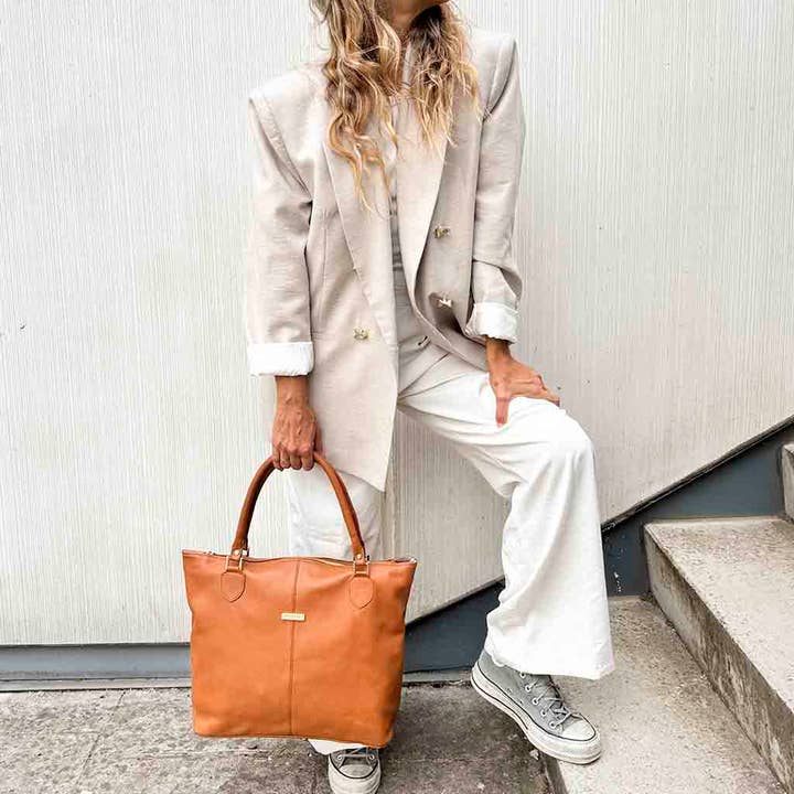 Sac maxi shopper en cuir MARIA pour la vente par THE CODE