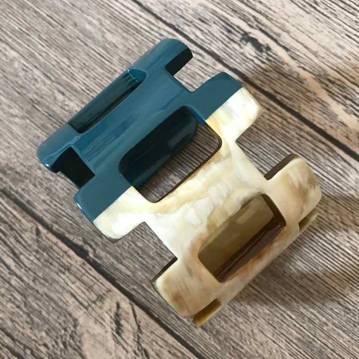 Bracelet manchette en corne de buffle - Manchette en forme de C en corne de buffle et laque et autres tendances Résultats pour savon bleu turquoise en vente B2B. Retours gratuits et paiement à 60 jours sur Faire sur Faire.