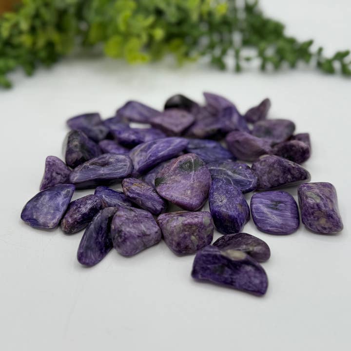 Meraki Gemstones – wholesale Spiritual stone/crystal – Charoite Tumbled Gemstones - 25-35mm (0.5kg/1.1lbs) 1