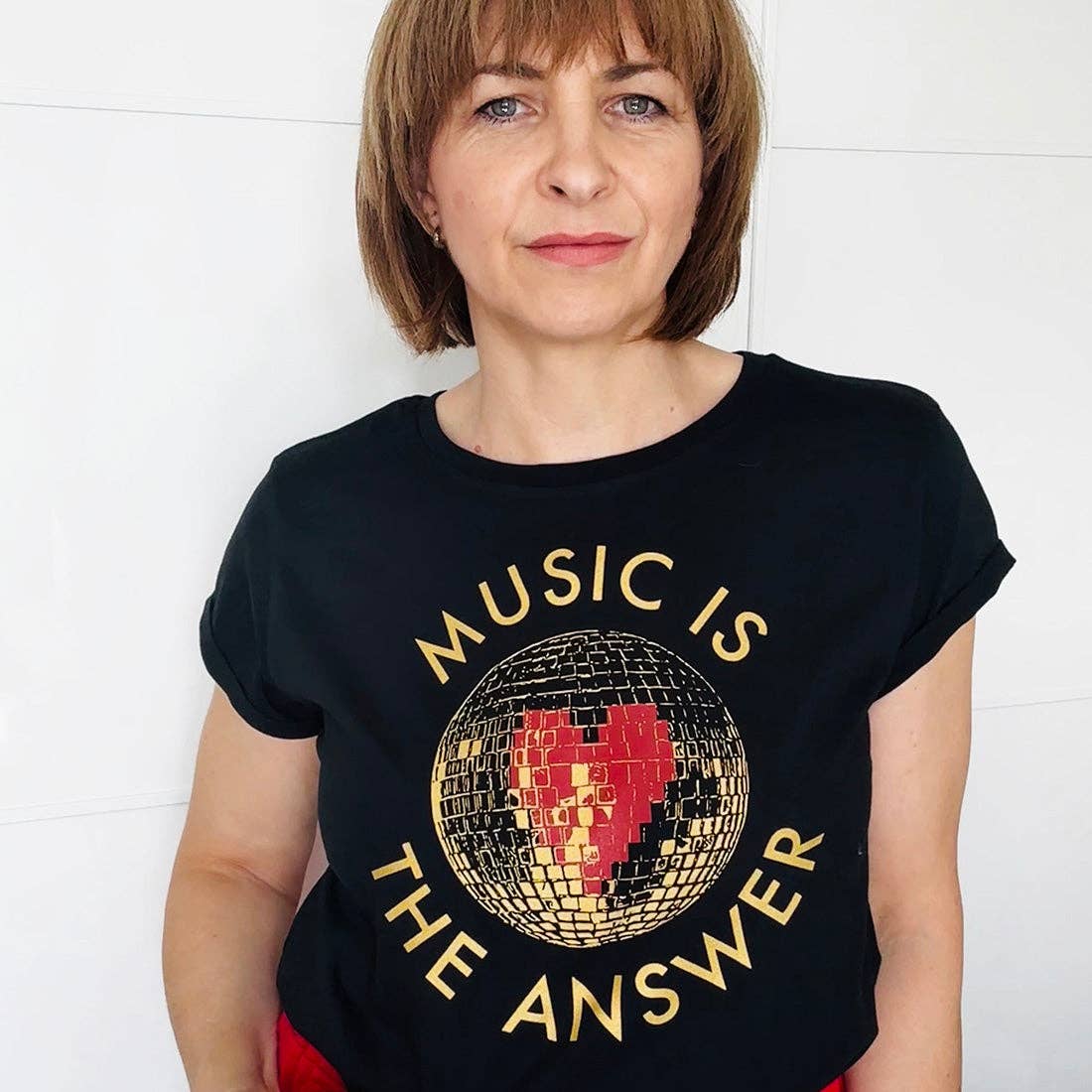 Disko Kids – wholesale Screen printed t-shirt – Women′s – Music Is The Answer Disco Ball Tshirt Black4