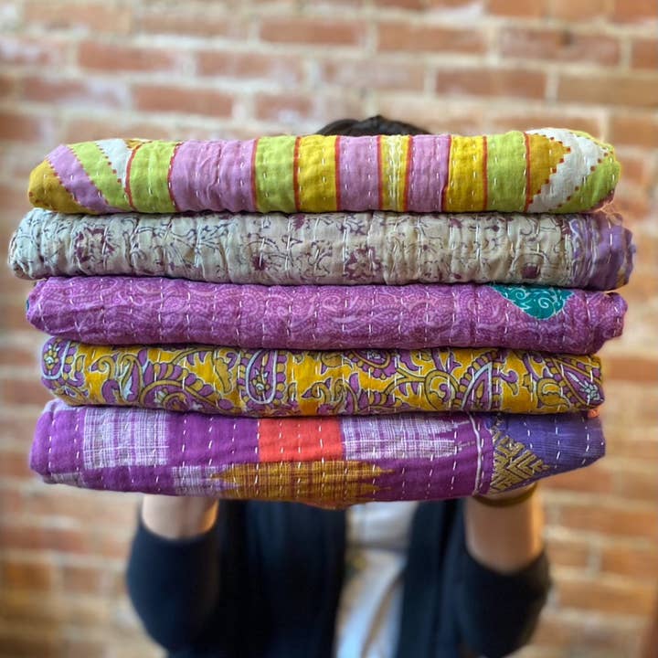 Seeds – wholesale Throw blanket – Kantha Throw Blanket Quilt | Recycled Cotton Sari Unique