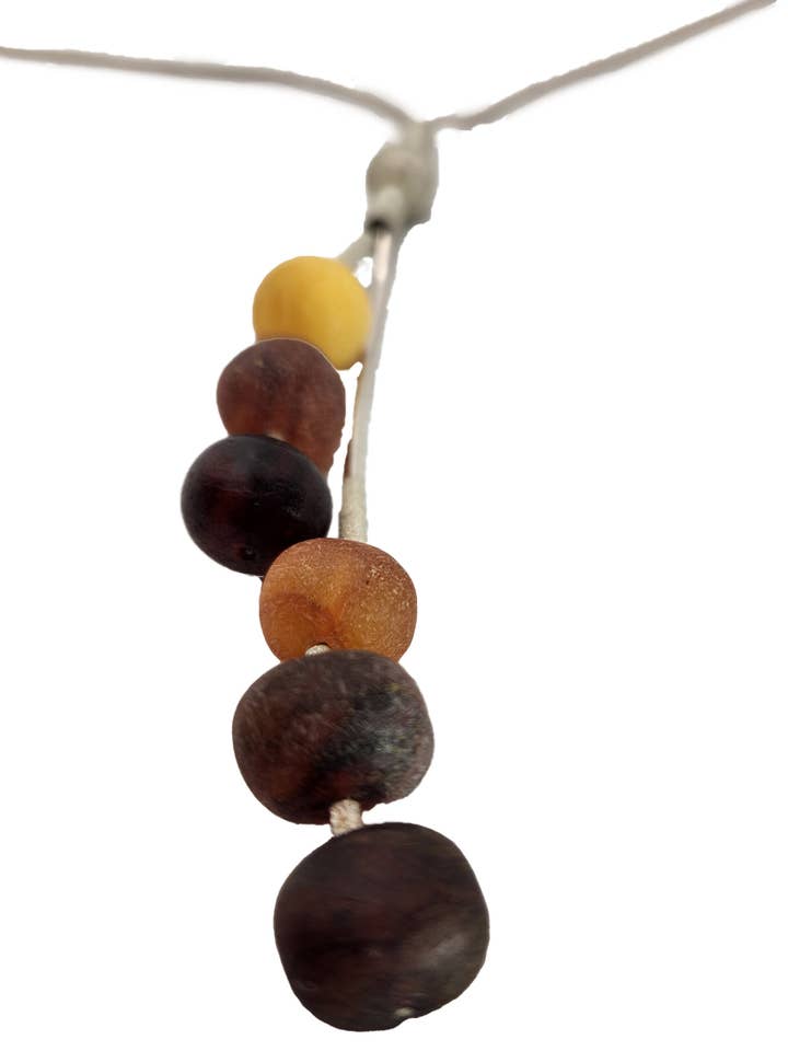Six Hues Baltic Amber Balls halsband med silder för wholesale av Mia's Polish Treasures