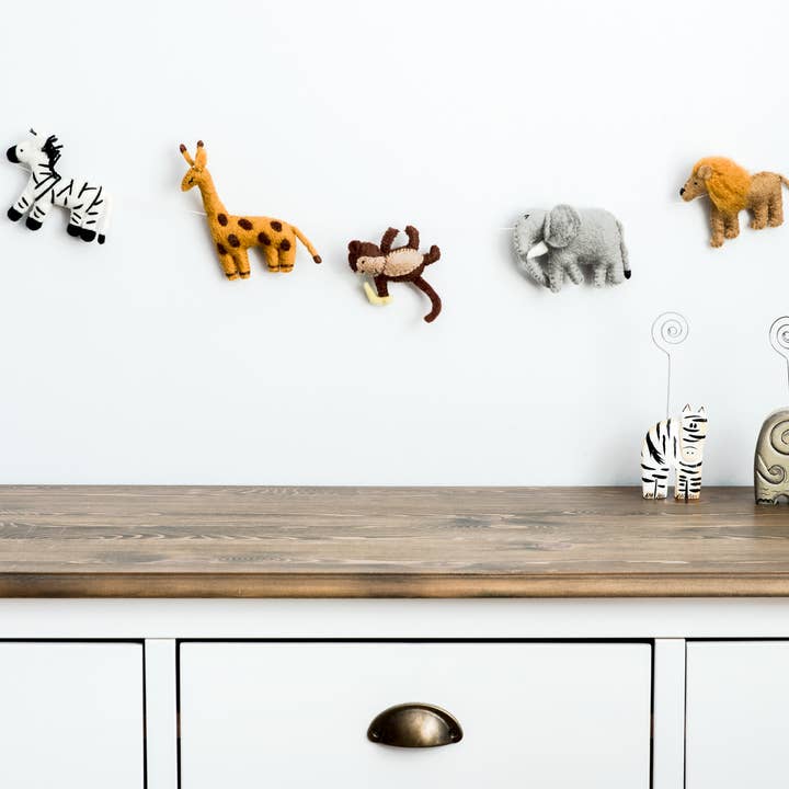 Nivas - Wholesale Banner - Kids & Baby - Safari Garland / Kid's Room Decor / Jungle Theme Party