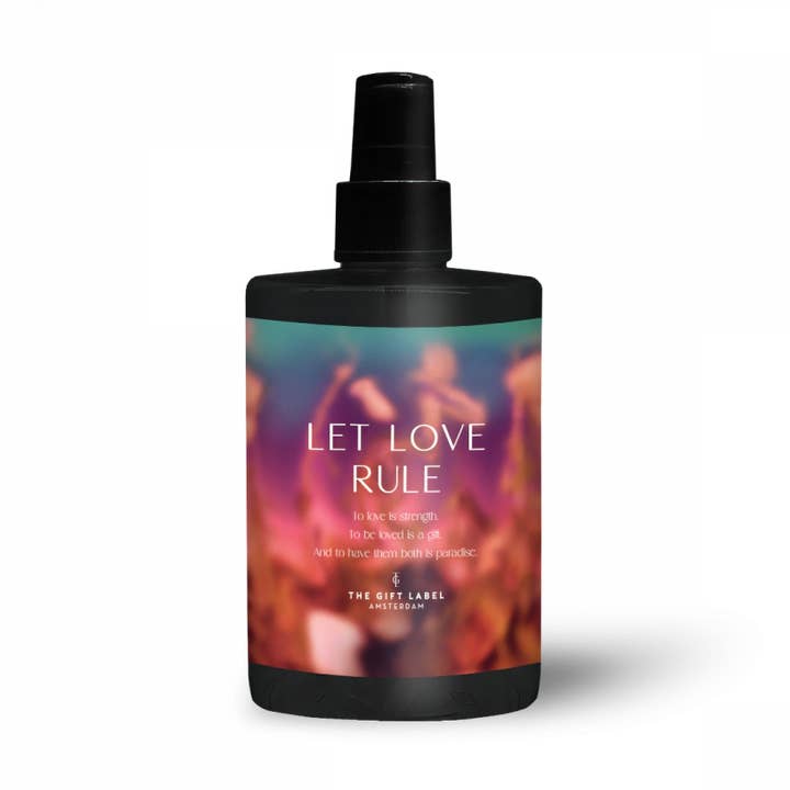 SPRAY DE AMBIENTE 300ML - HIW - LET LOVE RULE FW24 por atacado de The Gift Label