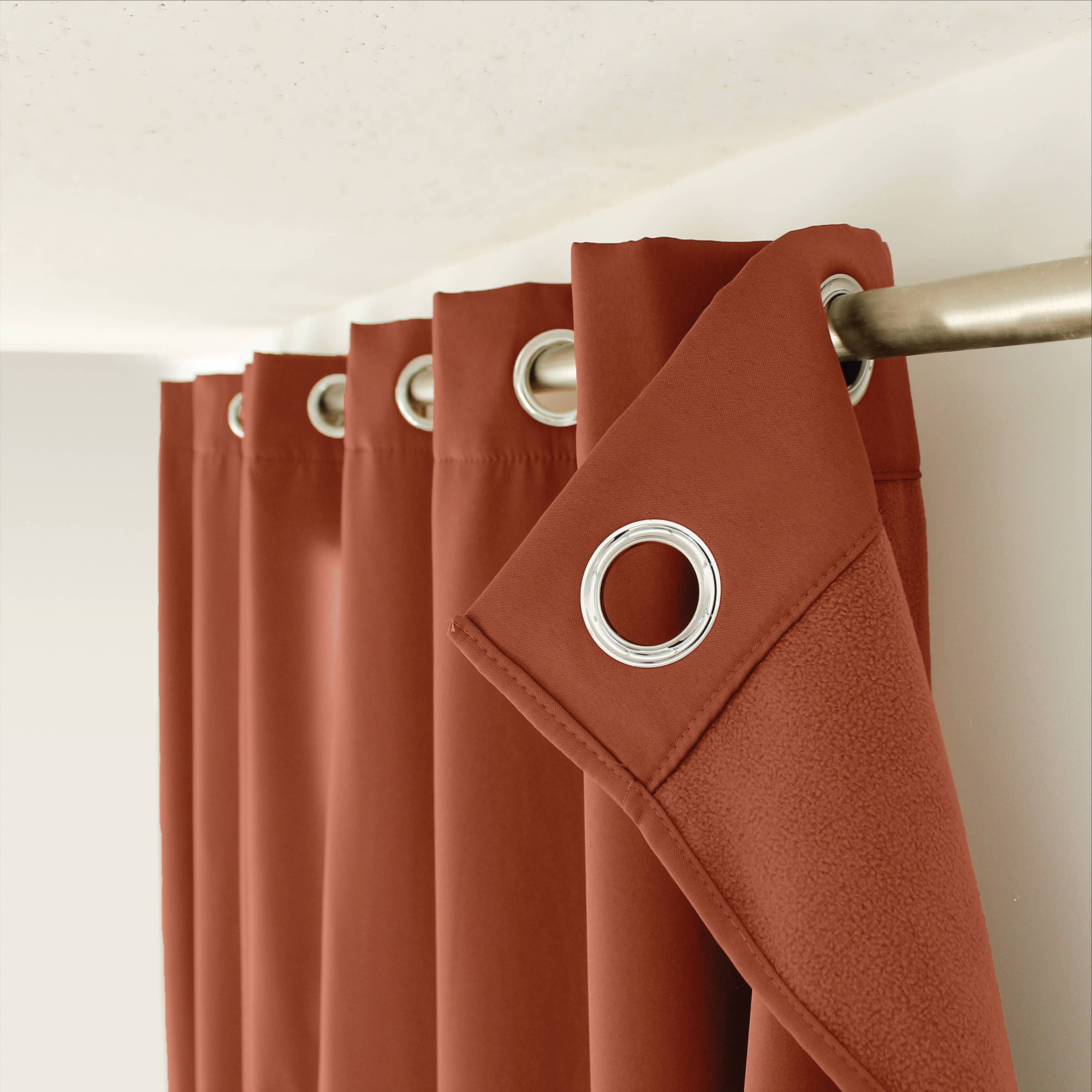 DECOSTARS - CmaDECO - Vendita all'ingrosso Tende - Tenda termica oscurante con occhielli, 135x240 cm, Glacier17