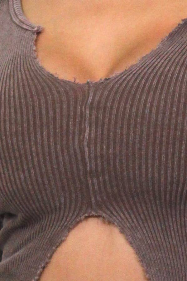 Junie – Top de malha - Mulher por atacado – TOP DE MANGA COMPRIDA LAVADO COM CORTE CF EM2411-A20