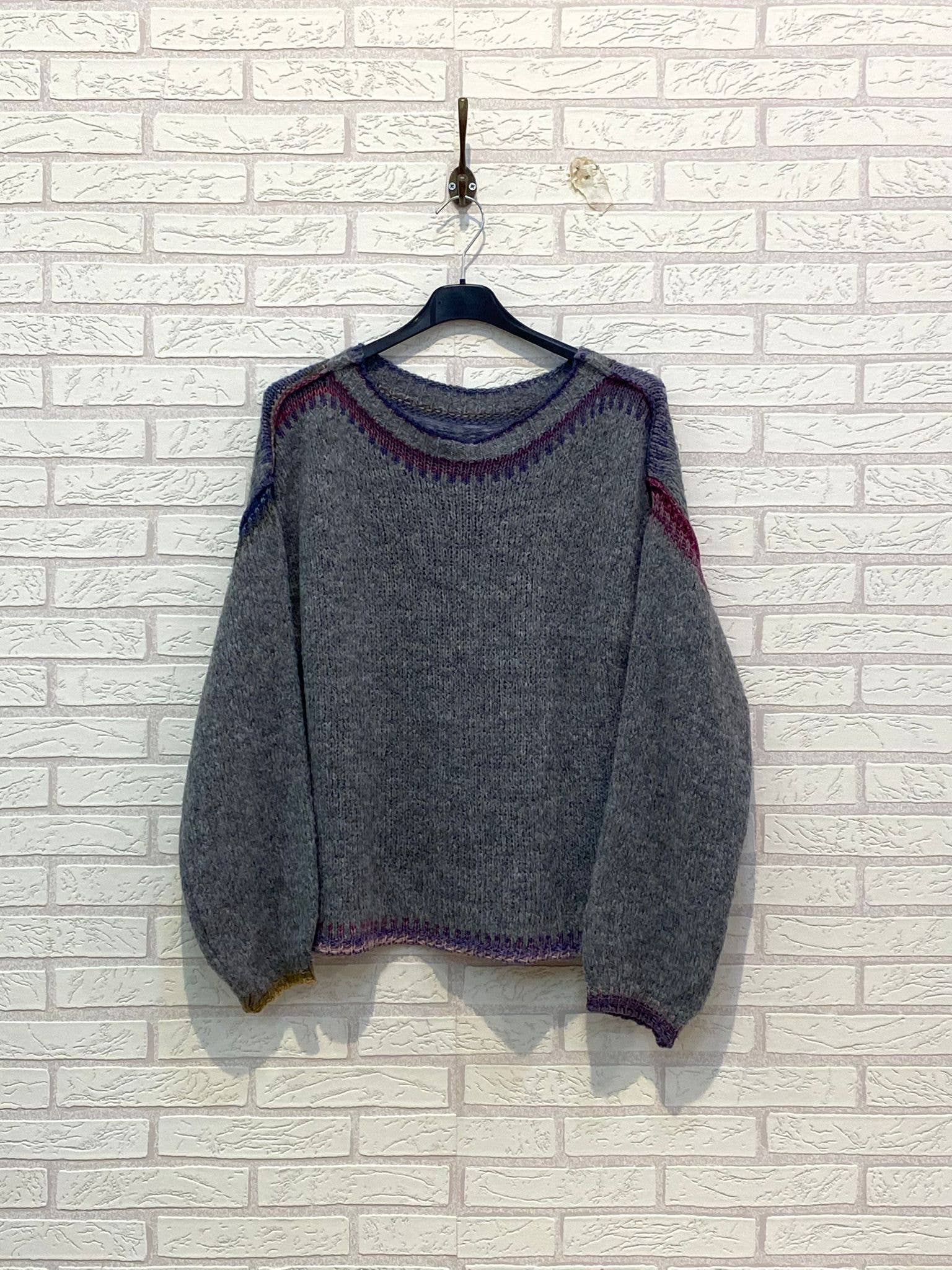 Ling – Großhandel Strickpullover – Damen – REF.25662 WOLLJERSEY MIT U-BOOT-AUSSCHNITT0