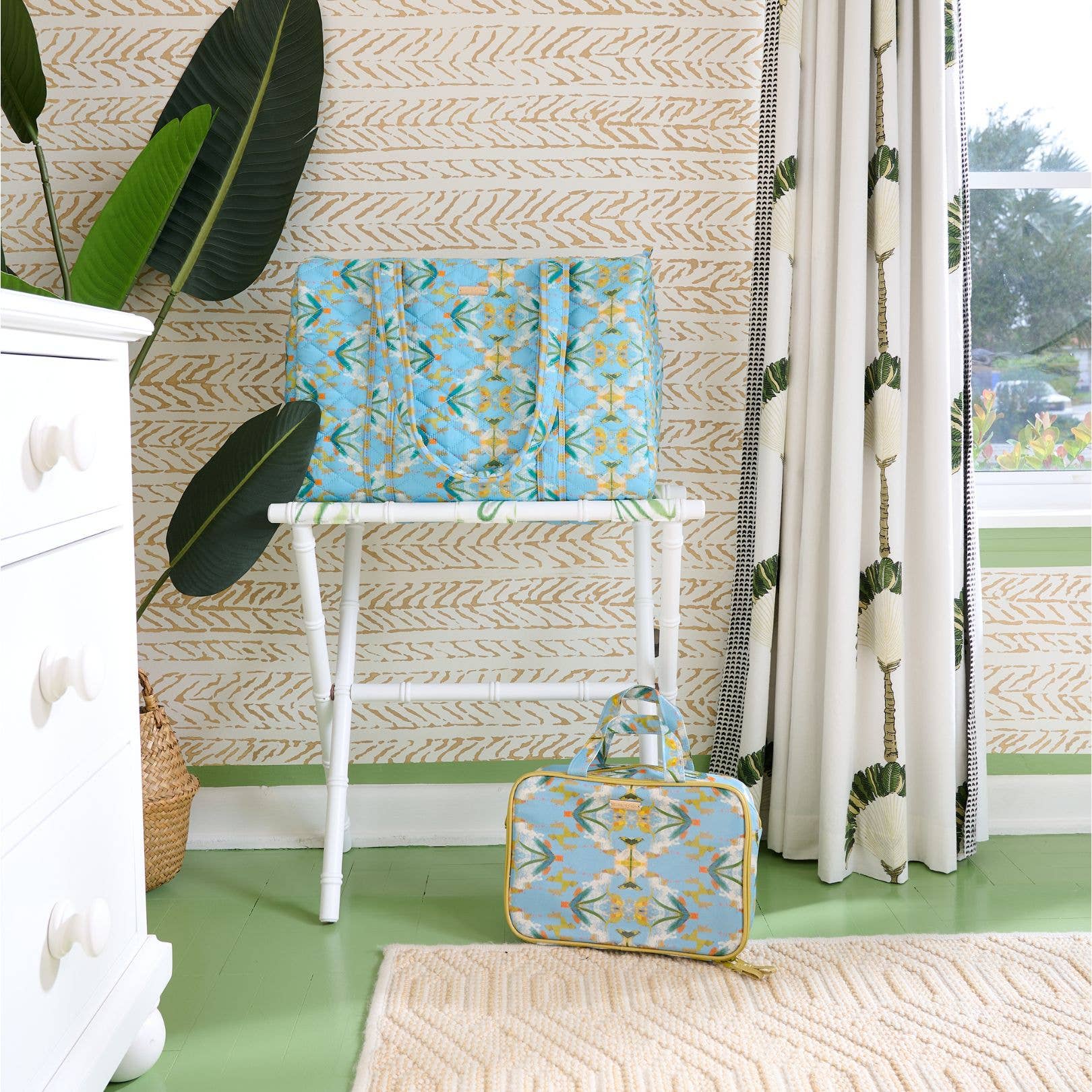 Laura Park Designs - Vente Trousses de maquillage/cosmétique - Étui de voyage bleu English Garden2