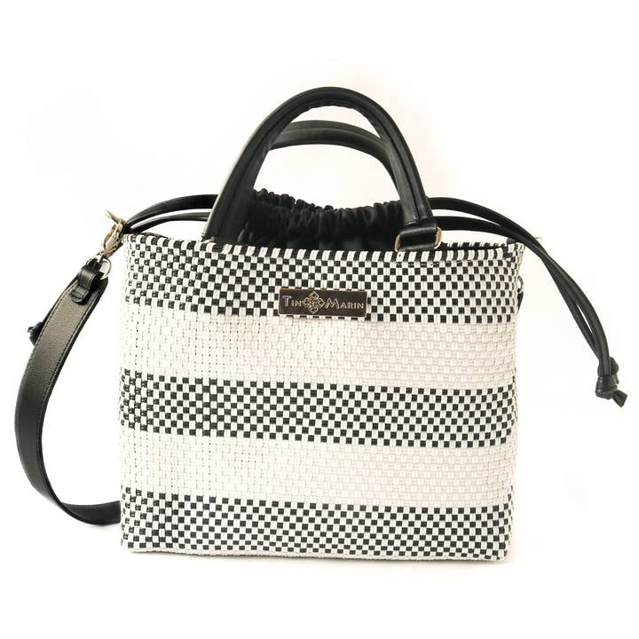 Tin Marin – Engroshandel Crossbodytaske - Dame – Lolo Medium Vævet Plastik Crossbody Taske med Snoretræk