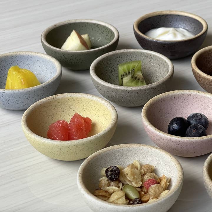 fort & field - Wholesale Condiment/Dip Bowl - Handmade 2" ceramic round itty bitty condiment dish 10 color