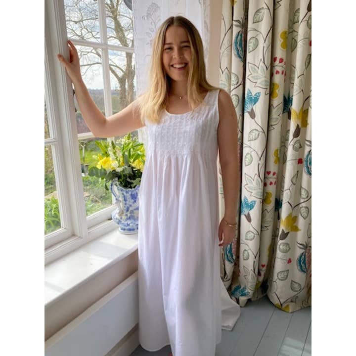 Daisy Sleeveless Nightie for wholesale by English Rose Linens