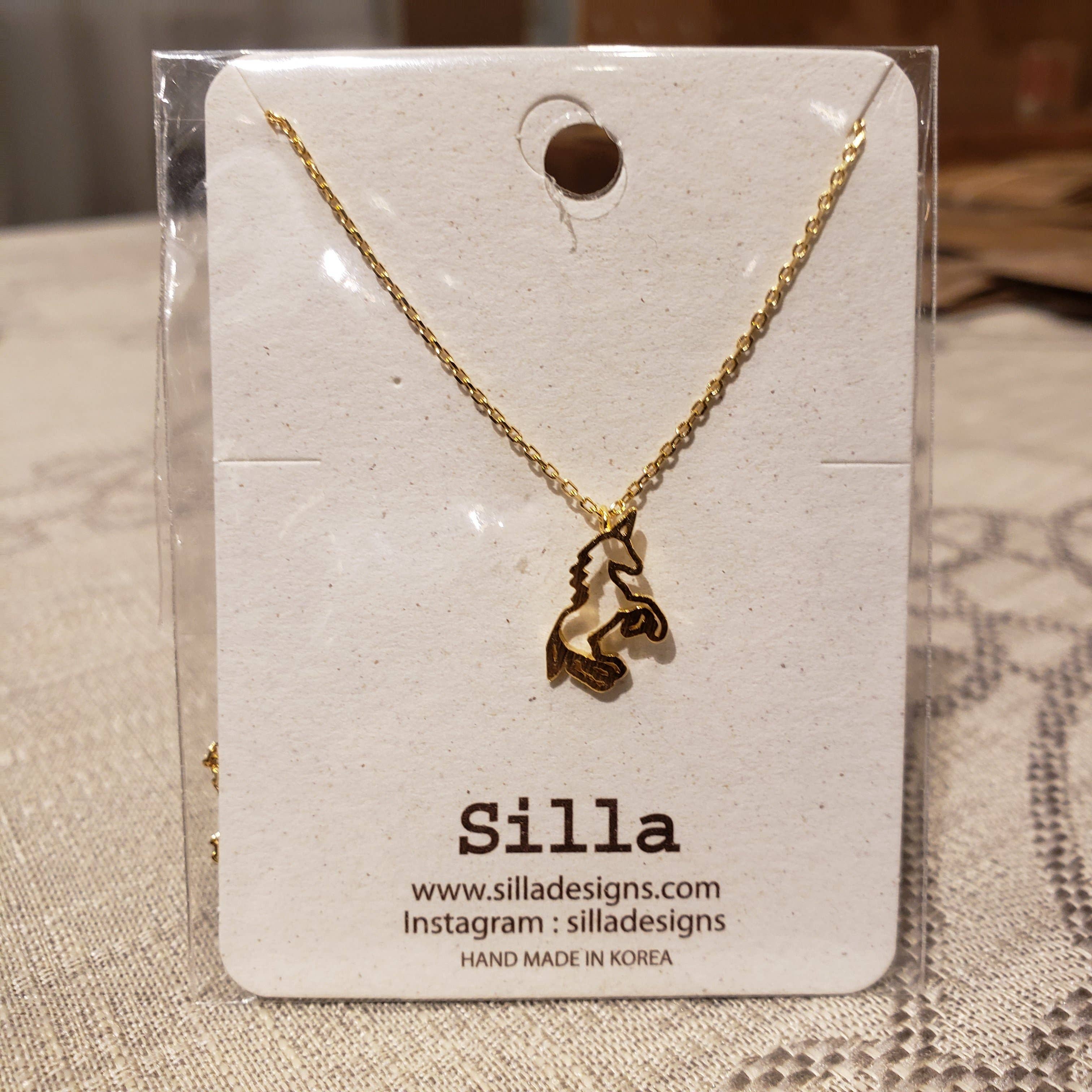 Unicorn skeleton with labradorite nickel/&lead free chain