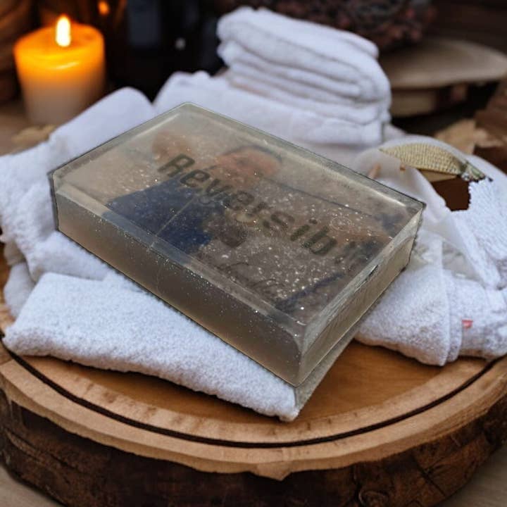 Wendbare magische Seife für den Großhandel von The Goddess of Flame