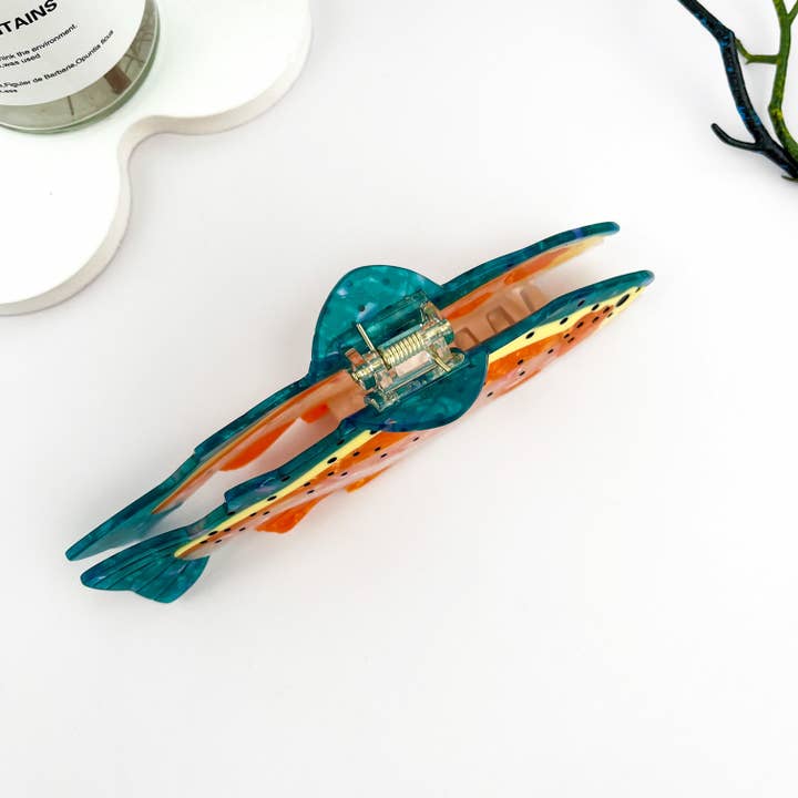 Orange Pince à cheveux en acétate avec poisson-perche océanique exquis 🐟 en vente sur Faire5