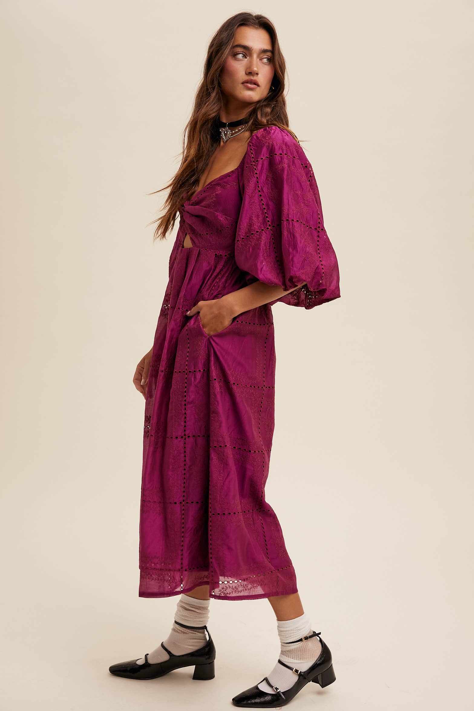 Listicle - Vendita all'ingrosso Vestito - Donna - Abito Midi Ricamato LD143716