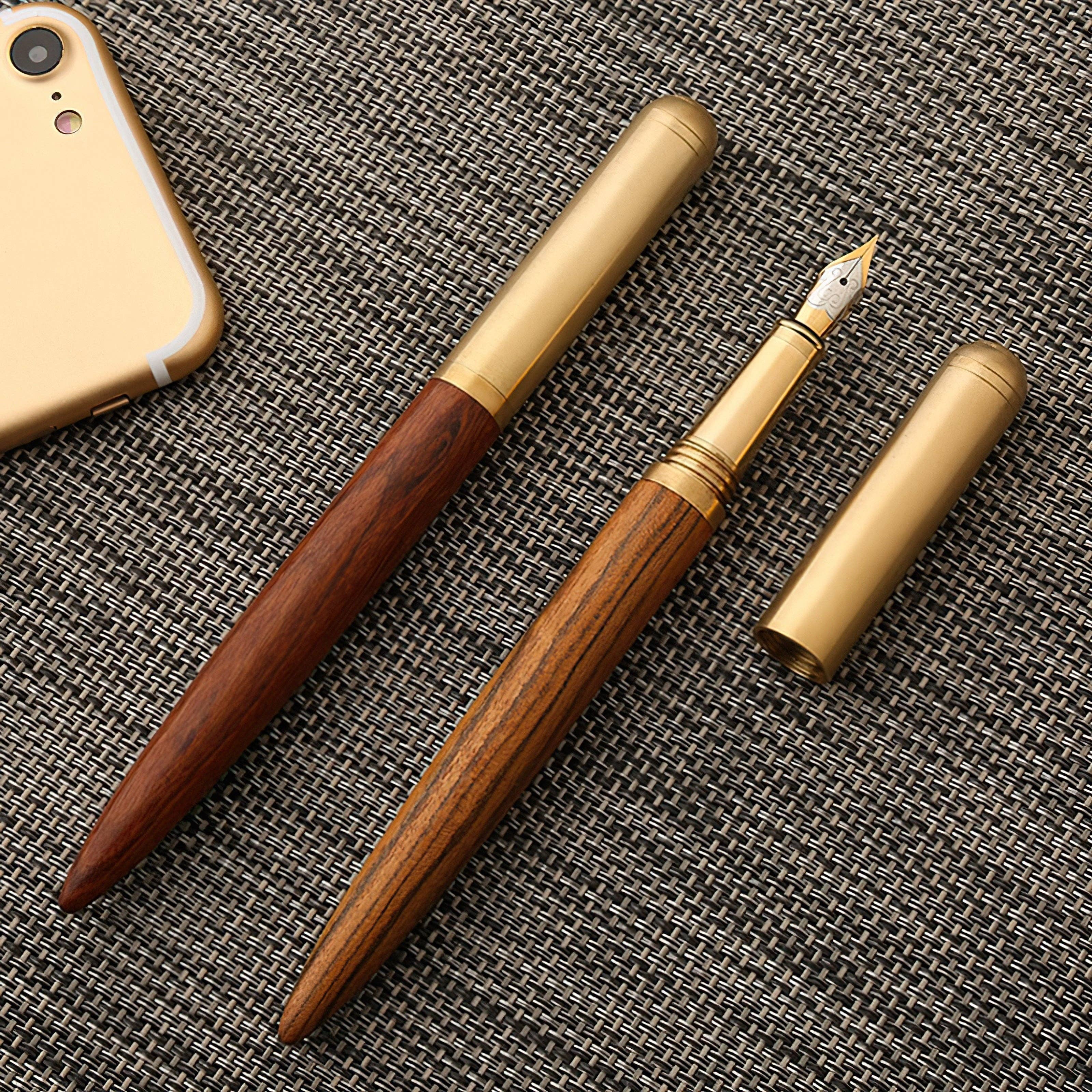 Wood Fountain Pens – wholesale Pennor – Handgjord trä- och mässingsfyllepenn | The Hemmingway10