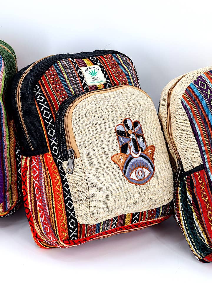 Mochila mini de cáñamo bordada a mano con diseño de mano de Hamsa para venta al por mayor de Himalaya Handmade