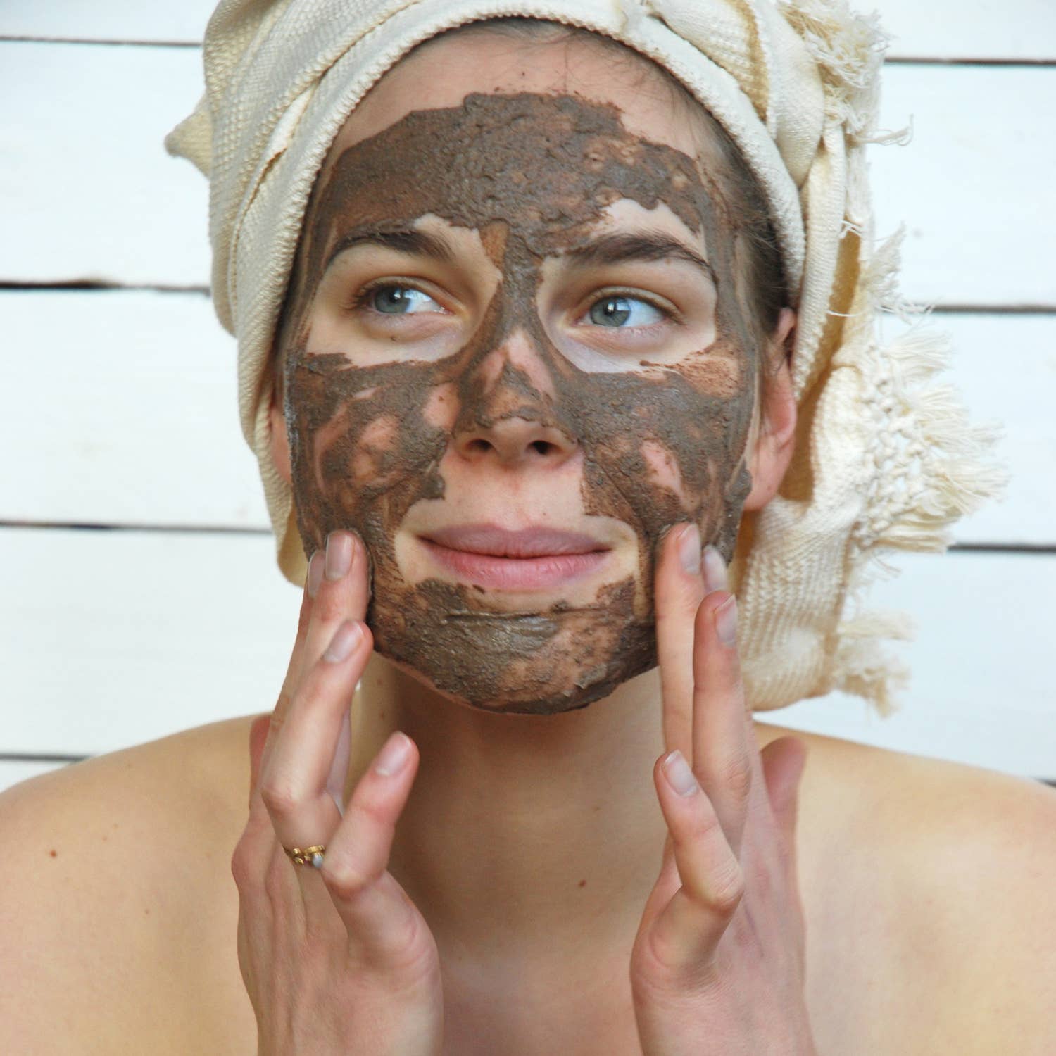 Karawan Authentic - Wholesale Body Scrub/Exfoliant - RHASSOUL CERTIFIED COSMOS NATURAL - 1 kg BULK FORMAT1