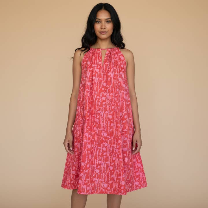 Alia Bomuldskjole i Crimson Rose for engroshandel hos Ruhmee