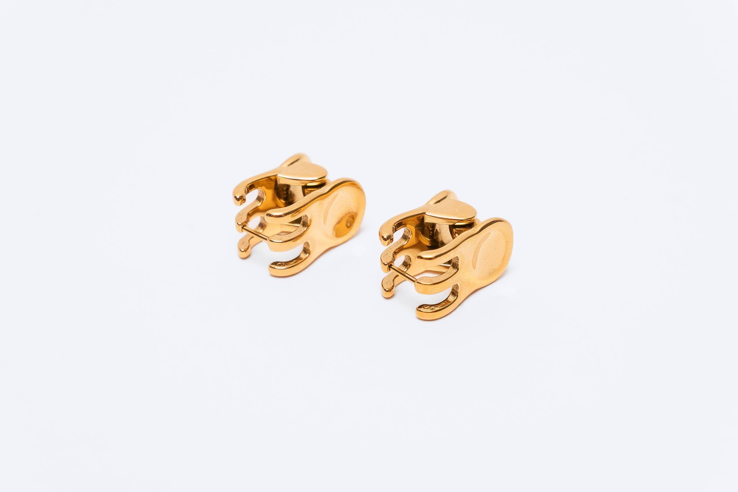Coco Clem - Wholesale Hoop Earrings - Mini Claw Clip Hoops in 18K Gold Plated Stainless Steel5