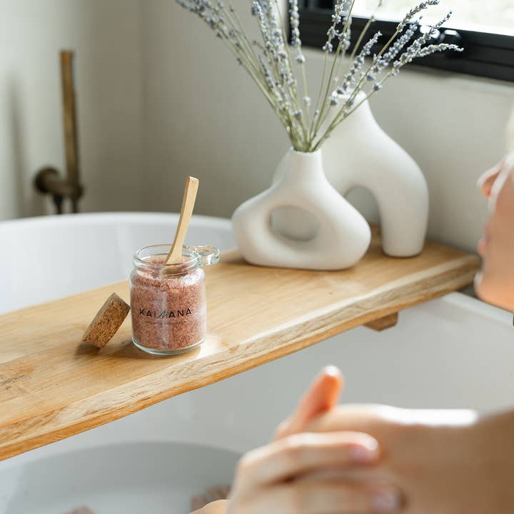 Kaimana - Wholesale Bath Salts - Amour Bath Soak – Hawaiian Sea Salt, Rose & Red Alaea Clay4