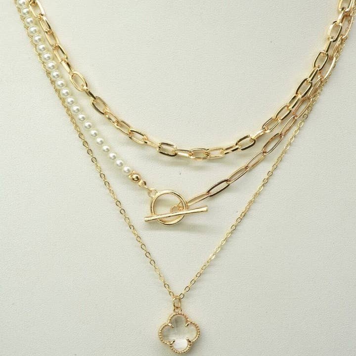 MiMi Wholesale - Wholesale Jewelry Set - CN4337 Mia 3 Piece Crystal Clover Pendant Necklace Set
