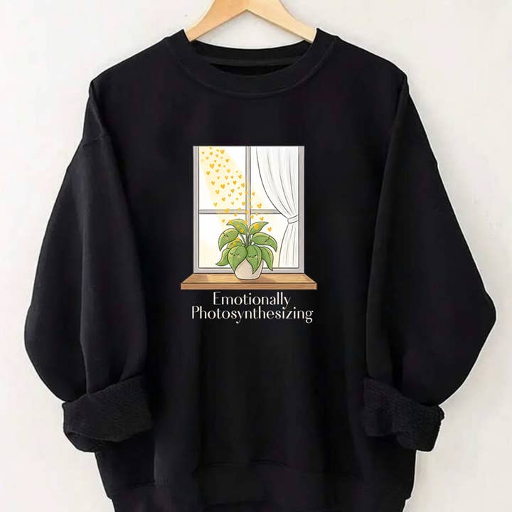Sudadera Fotosintetizadora Emocional, Regalo para Amantes de las Plantas en San Valentín, Cómodo Jersey Botánico, Suéter para Amantes de las Plantas de Interior para venta al por mayor de Plant Scouts