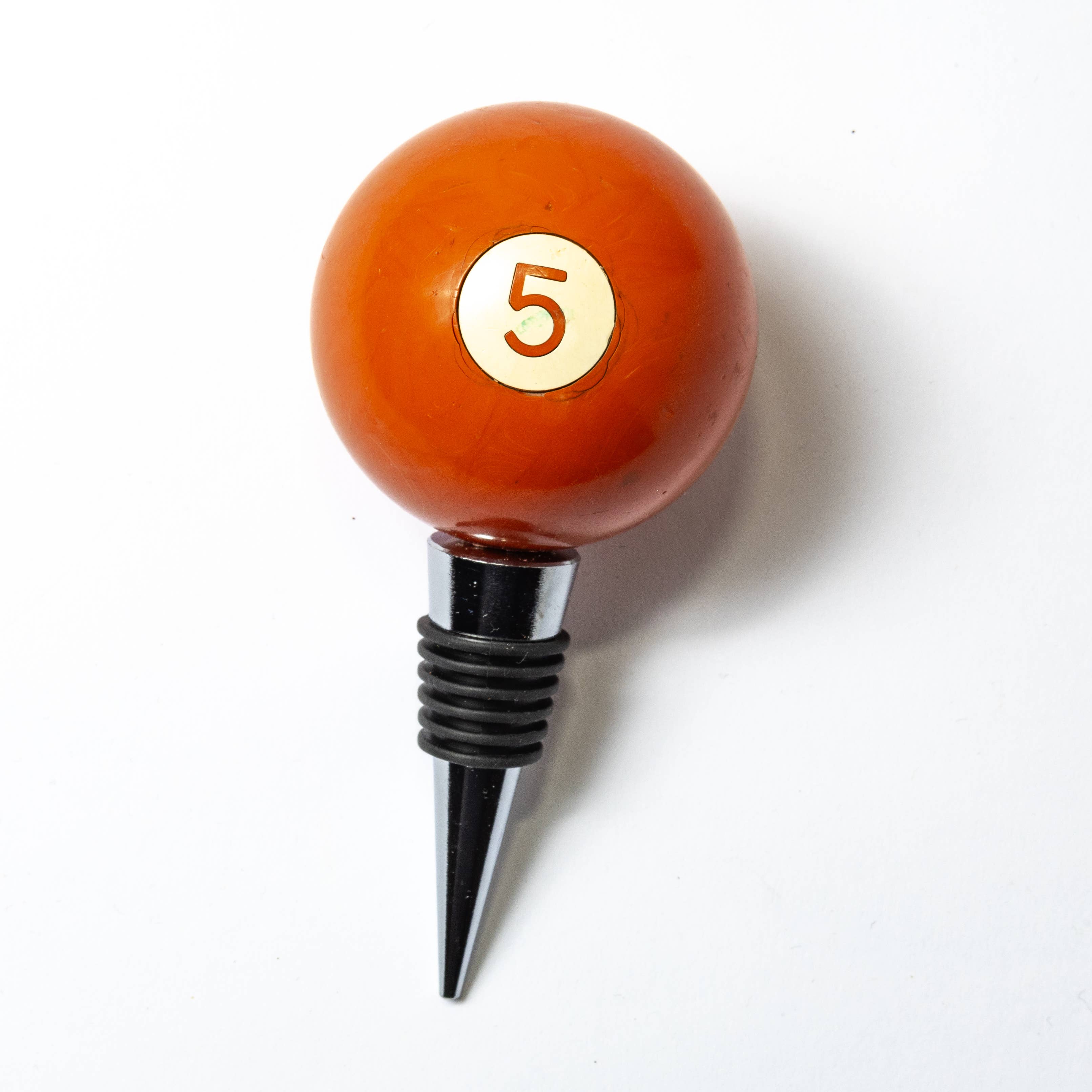 The Mustache Cat Made – wholesale Vinkork – Vintage flaskstoppare med biljardboll8