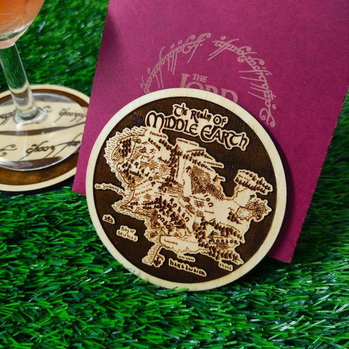 Herbs&Belles - Vente Sous-verre - Ensemble de 6 sous-verres en bois Le Seigneur des Anneaux, LOTR Geek Itens3