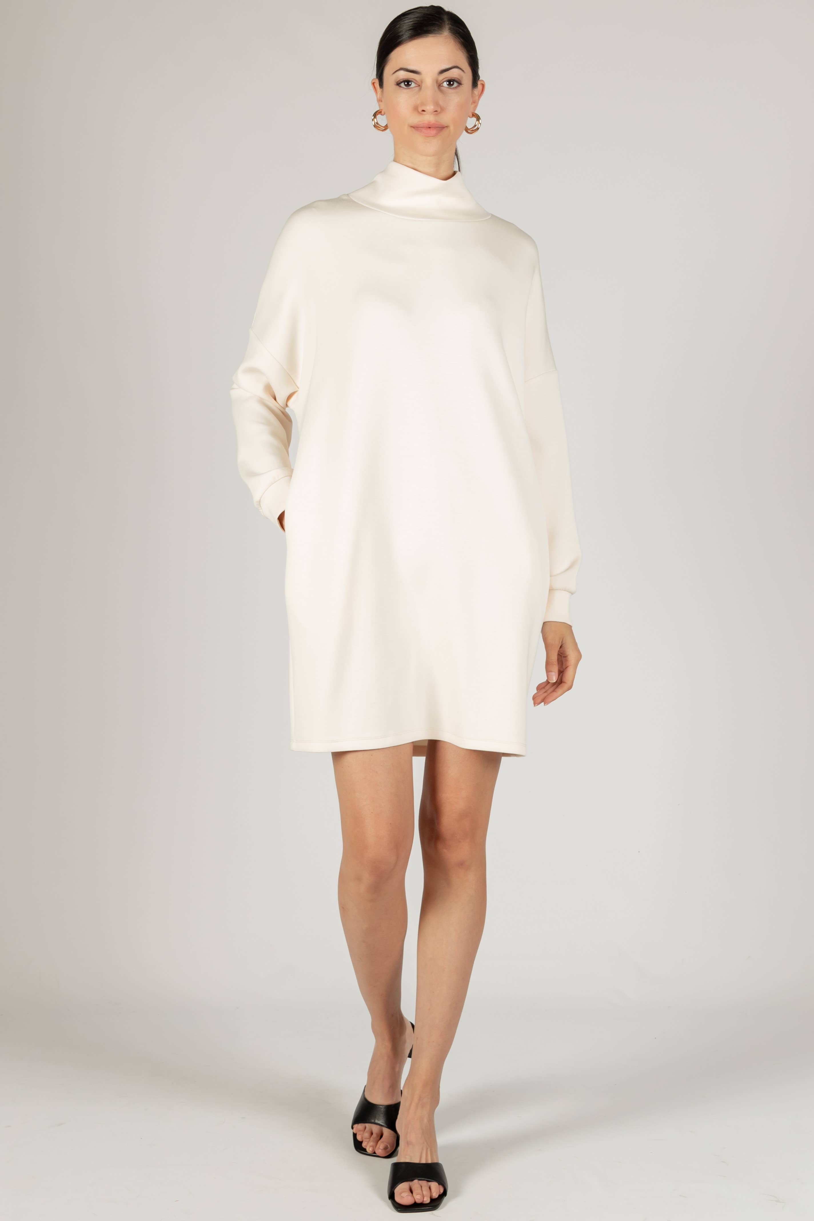 P. CILL - Vendita all'ingrosso Vestito - Donna - Abito con collo ad anello in modal color burro P. CILL17