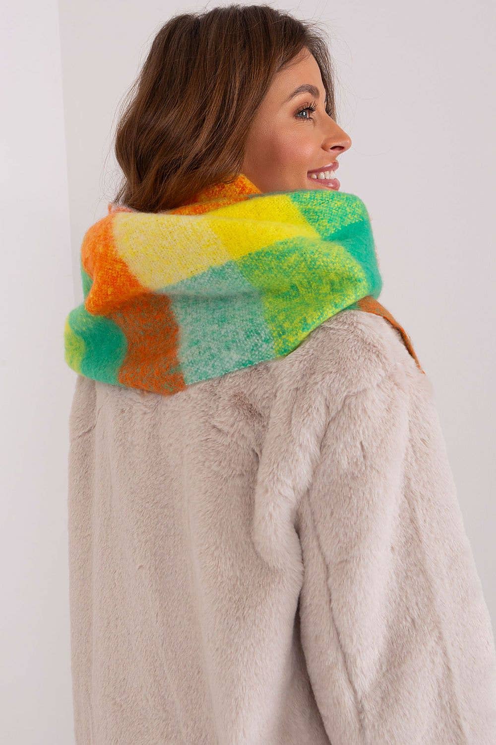 Lieber Deem Marktplatz - Wholesale Scarf - Women's - Scarf Model 191703 AT21