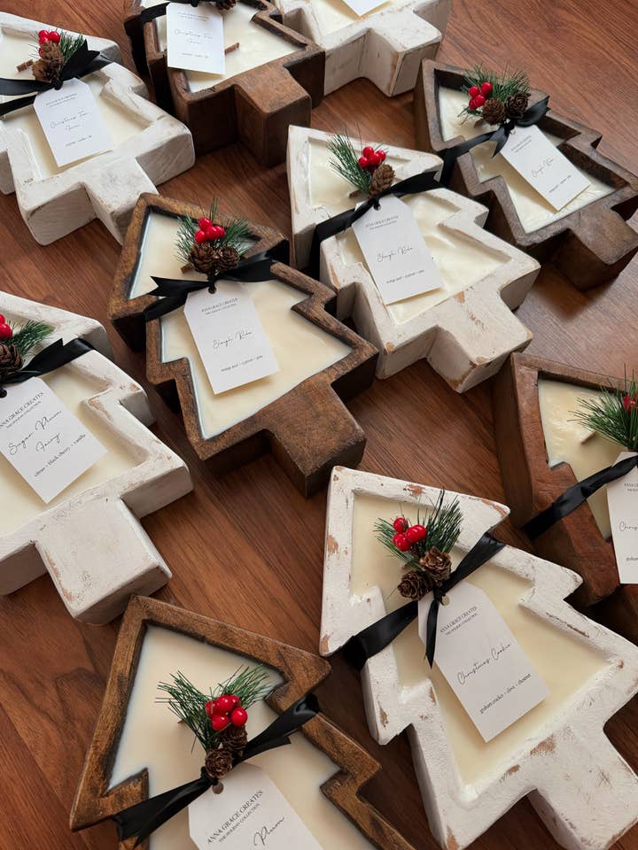 BOUGIE EN BOL EN BOIS EN FORME DE SAPIN DE NOËL pour la vente par Anna Grace Creates