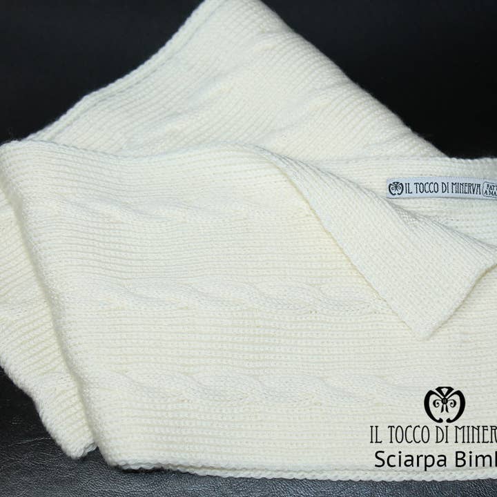 Bufanda Niña Crema Roberta – hecha a mano – HandMade para venta al por mayor de Il Tocco di Minerva