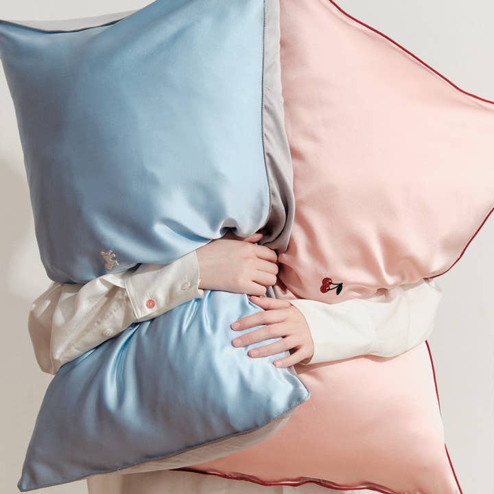 Blue "Pan Pan" Silk Pillowcase for wholesale on Faire2