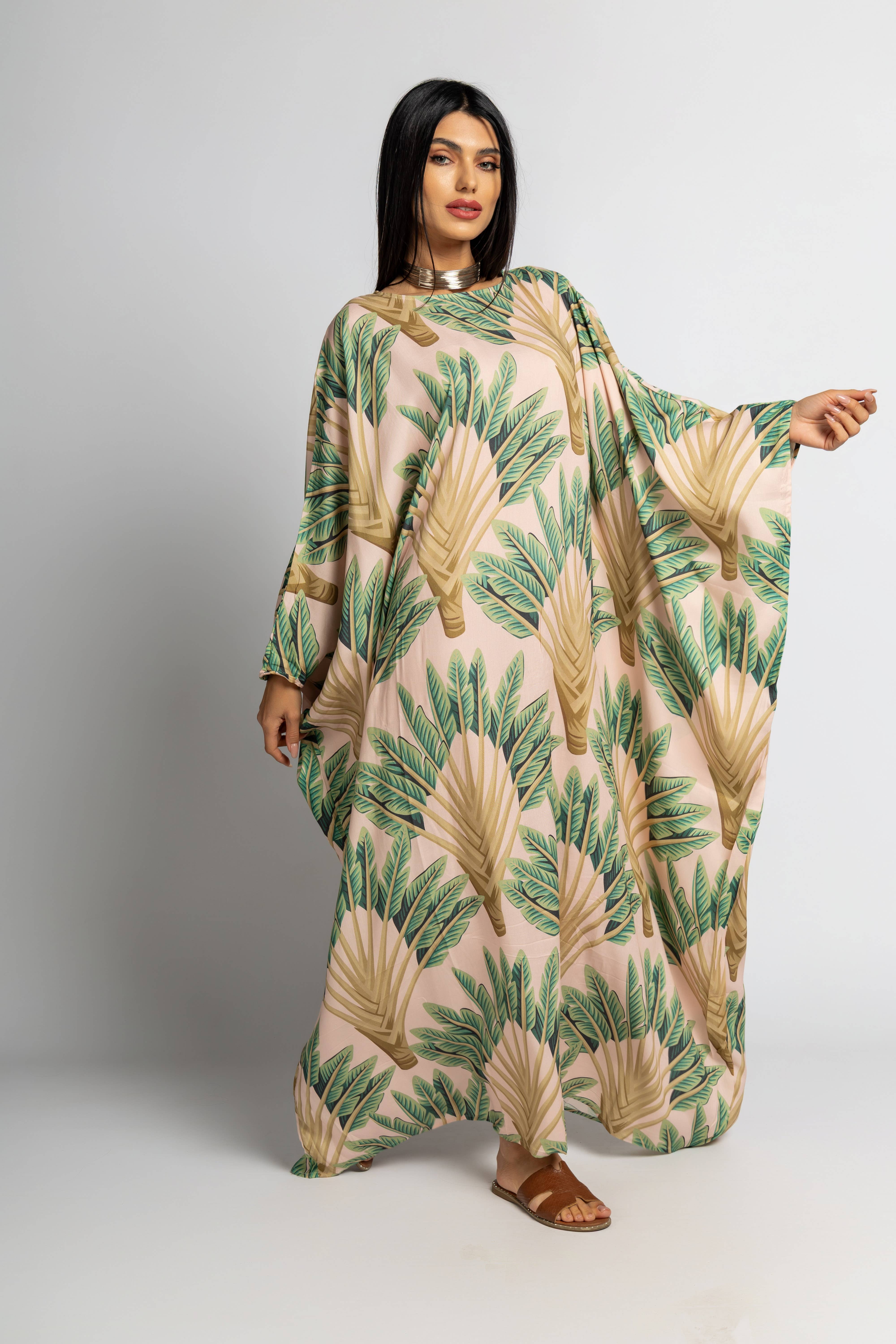 FAME GREECE - Wholesale Kaftan - Dames - F-306 Tropical Earth oversized viscose kaftan met tropische bladerenprint1