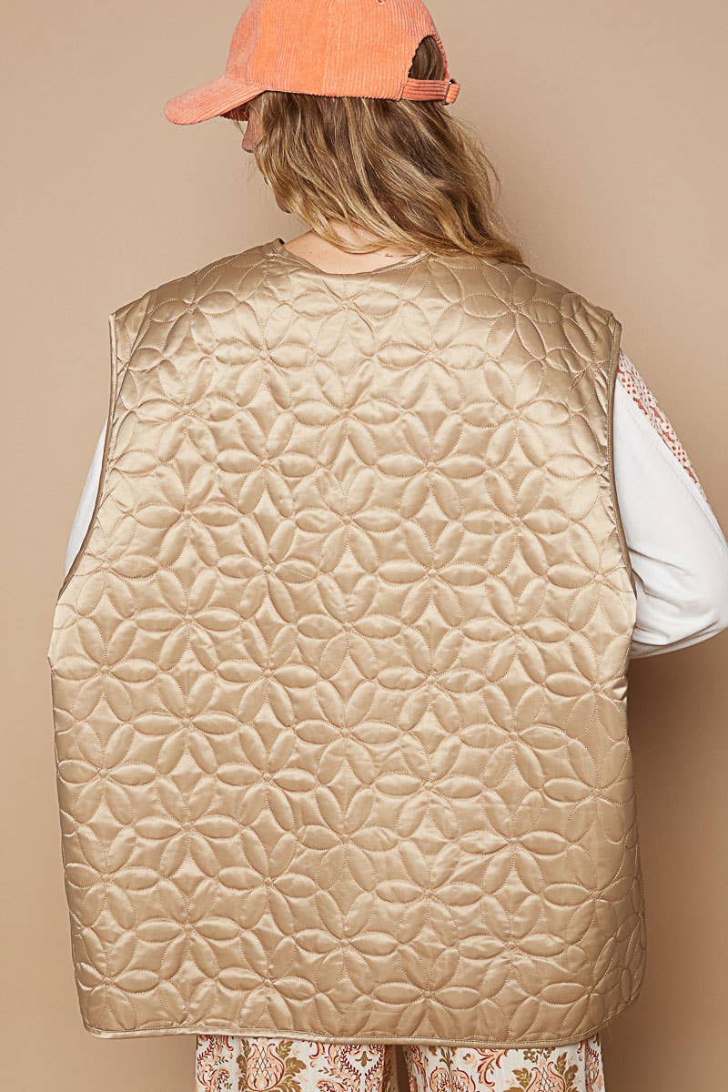 MOCHA Out seam zipper pockets floral patterned quilted vest SALE for wholesale on Faire5