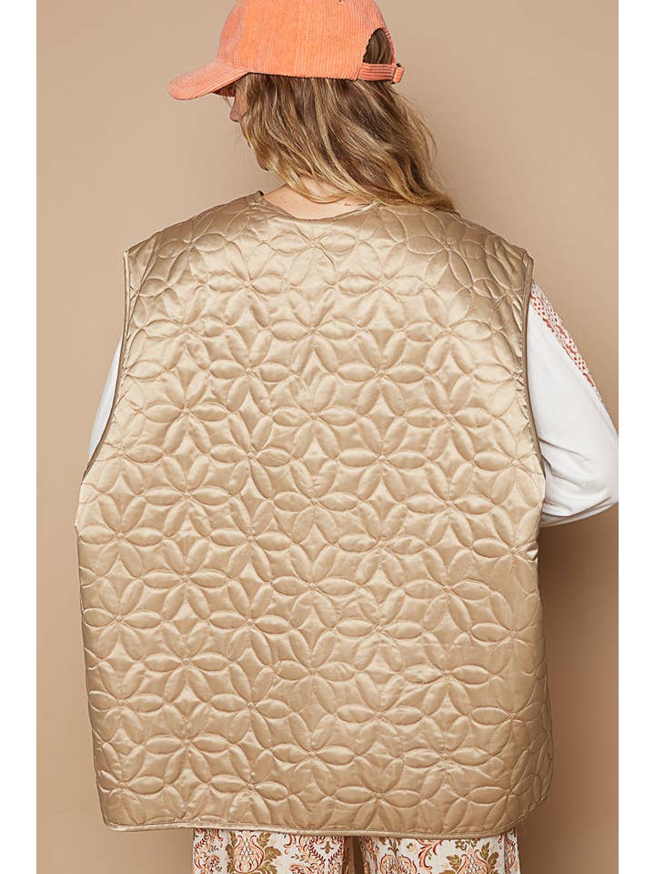 MOCHA Out seam zipper pockets floral patterned quilted vest SALE for wholesale on Faire5