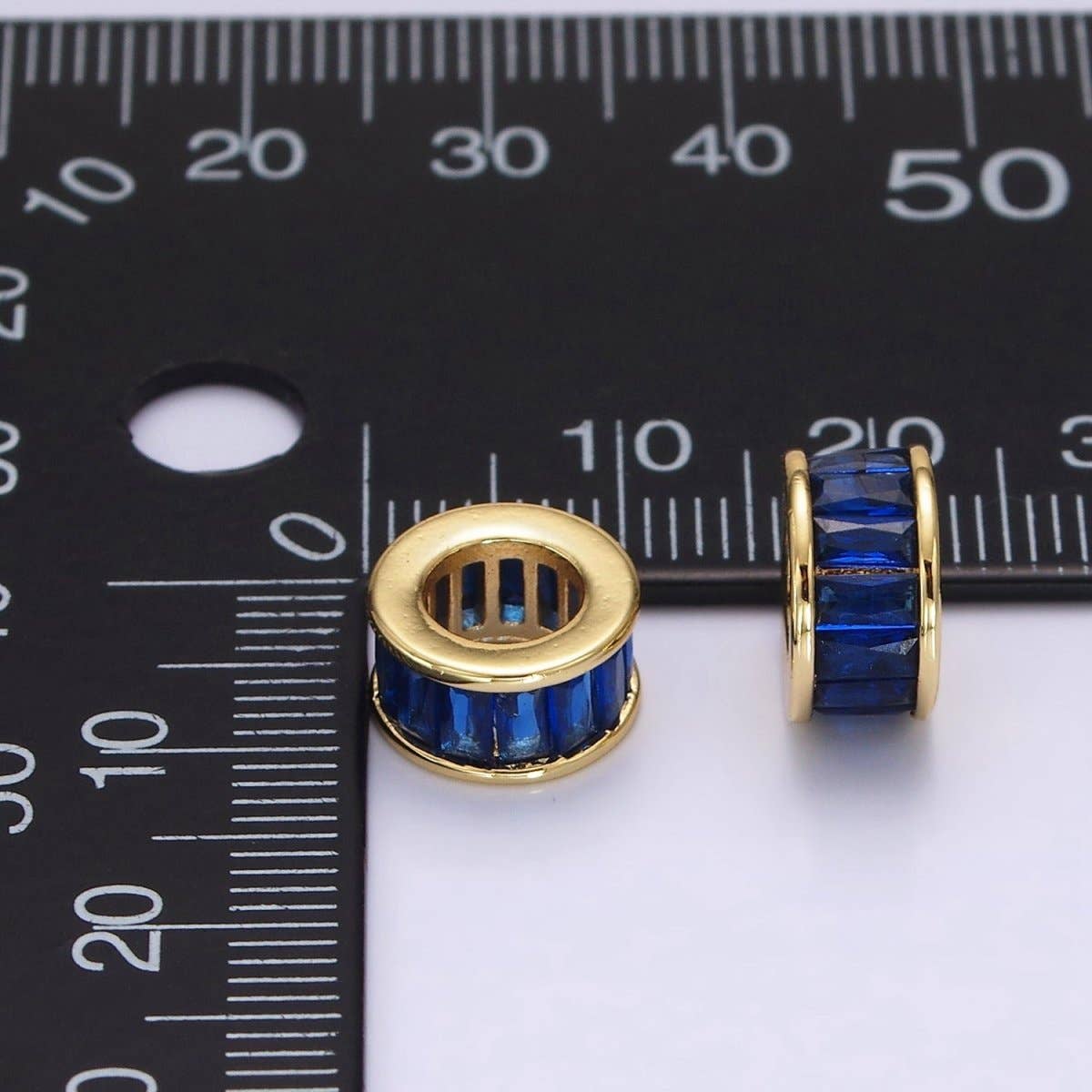 Aim Eternal - Vendita all'ingrosso Ciondolo/pendente - Charm distanziatore con pietra natale in oro riempito 14K CZ Baguette Rondell per collana braccialetto | B861 - B87213