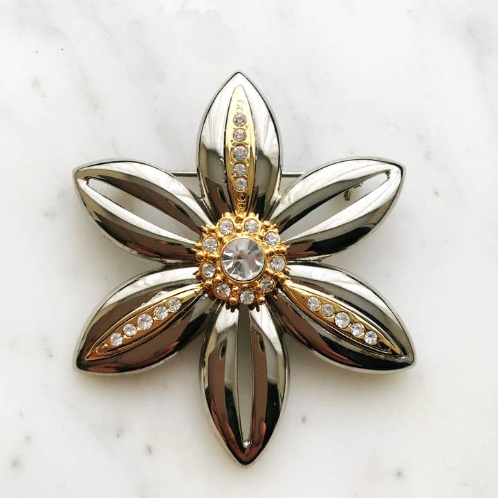 Carmen Miller Jewellery - Wholesale Brooch - Vintage Crystal Flower Brooch4