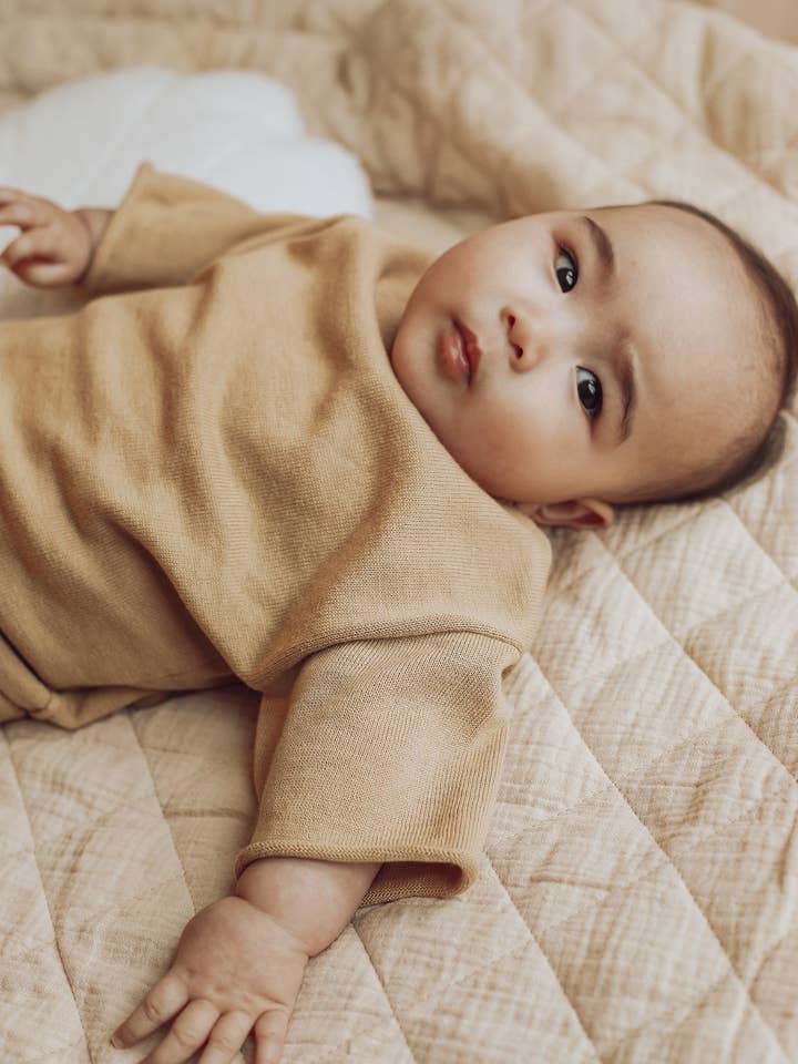 Gebreid T-shirt | Earth voor wholesale door Clover and Bear