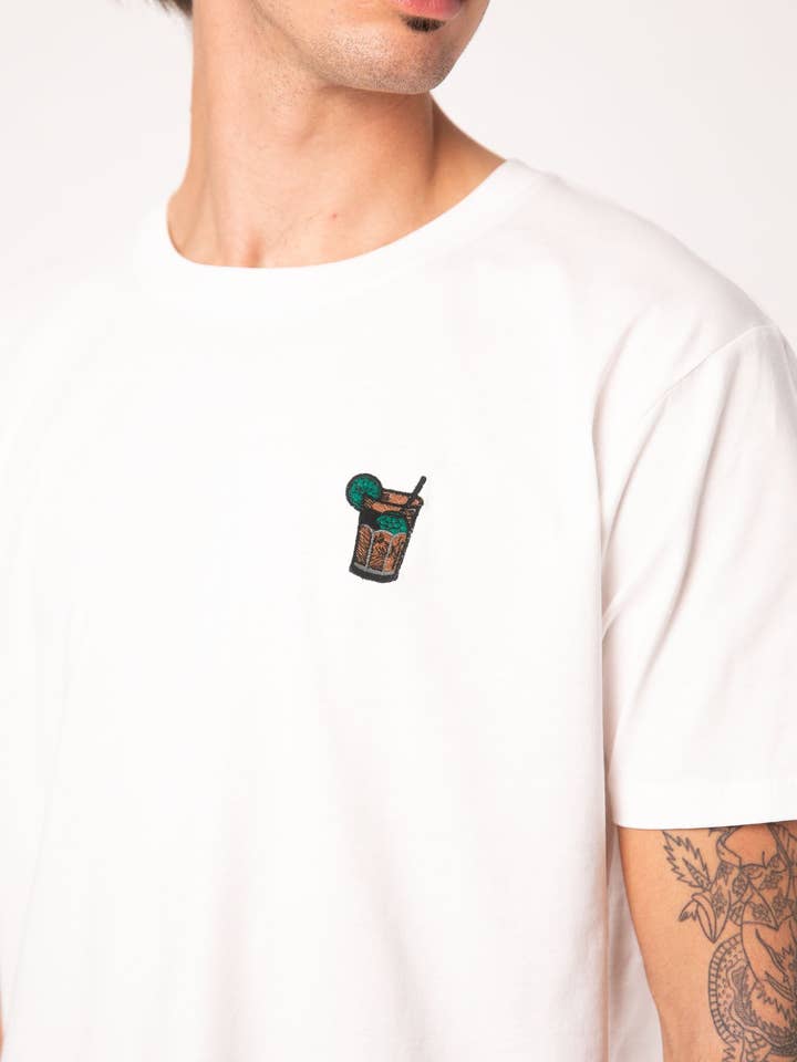 Cuba Libre | Broderad T-shirt i ekologisk bomull för wholesale av Fashion Drinks