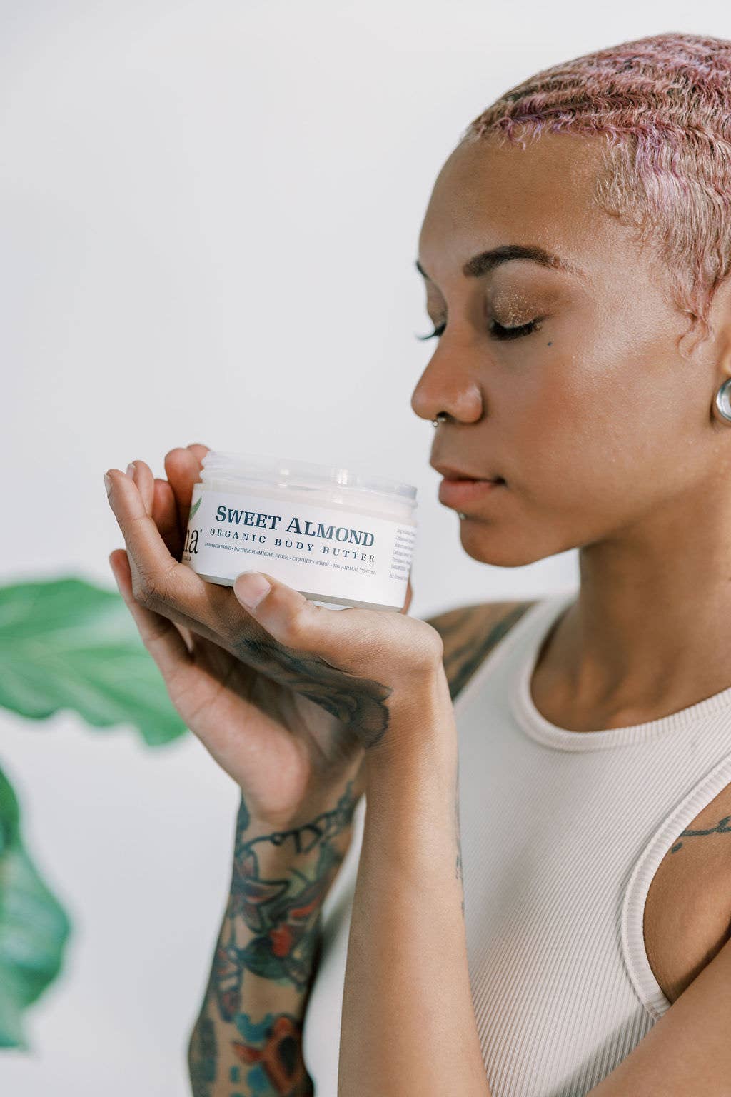 Una Biologicals - Wholesale Body Balm/Butter - Sweet Almond Body Butter1