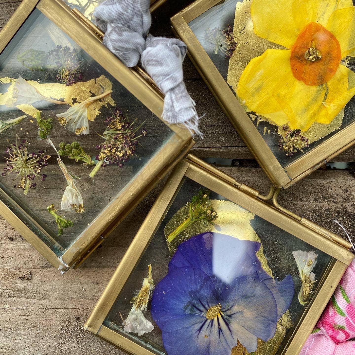 Elsker Creations – Engroshandel 3D-vægkunst – Mini rammer med pressede blomster0