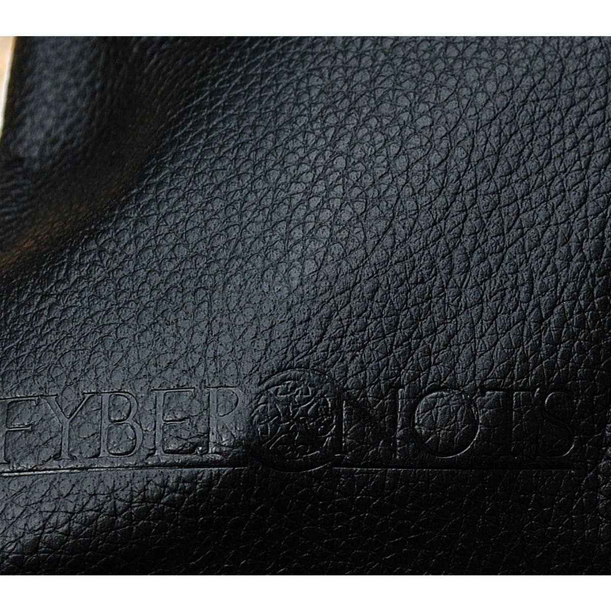 Fybernots – Großhandel Zierkissenbezug – Sattel-Kissenbezug aus Rindsleder4