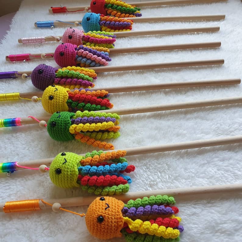 DIYSTORE – Großhandel Haustierspielzeug – Katze – Oktopus-Angelrute, niedlicher Katzenteaser, Katzenangel, Quallen-Katzenspielzeug, Angelrute für Katzen, Katzenangeln, Katzenminze-Katzenspielzeug, Holzstab für Katzen4