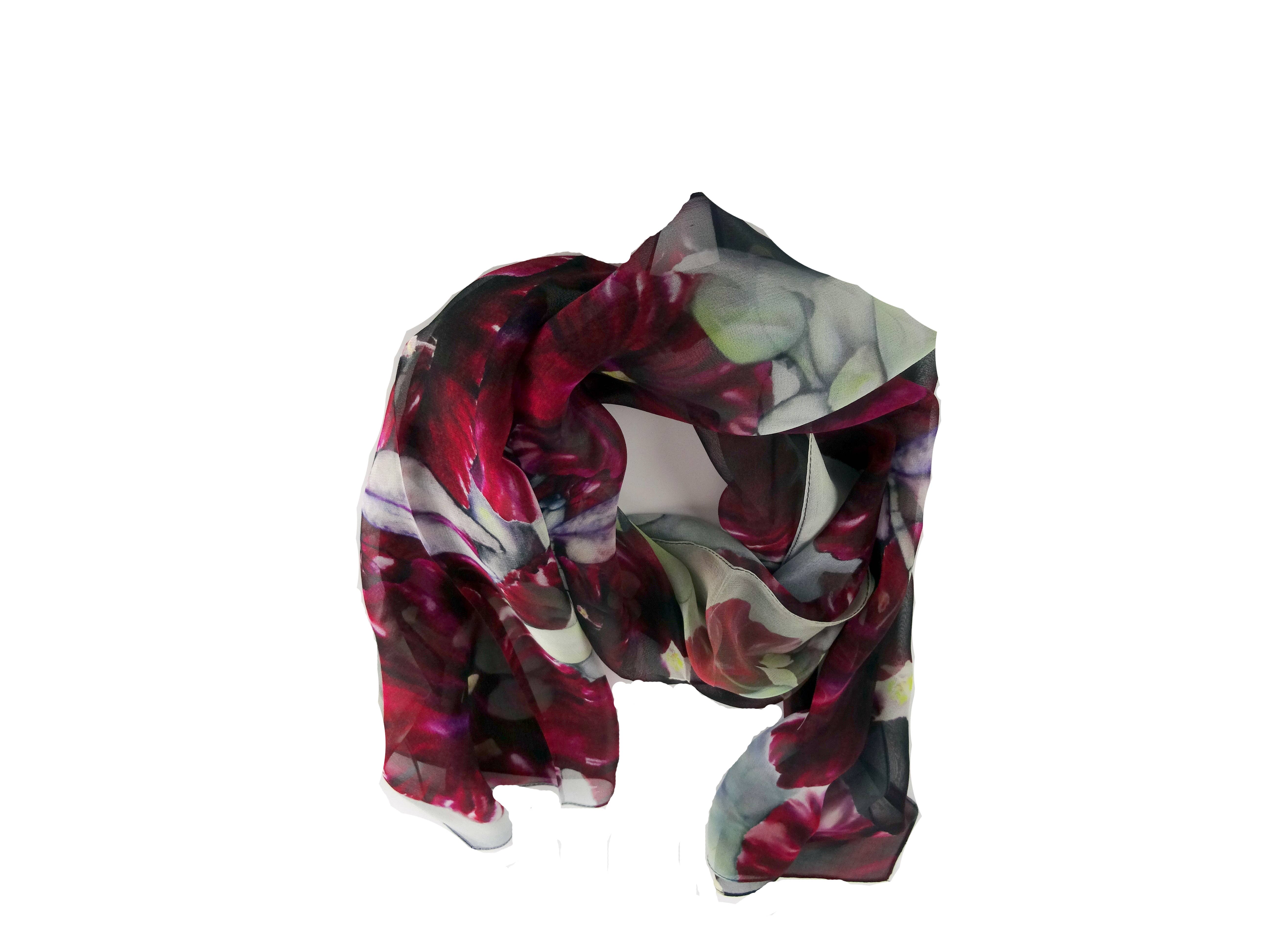 Silk Squirrel – Cachecol - Mulher por atacado – Lenço de seda vermelha - Lenço de libélula - Red Hollyhock Sheer1