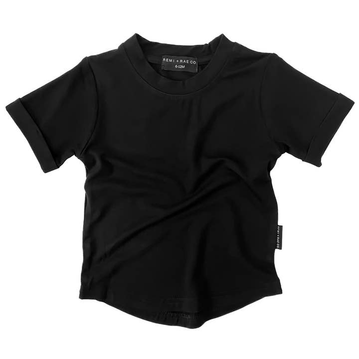 T-SHIRT BASIQUE EN BAMBOU - NOIR pour la vente par Remi + Rae Co.